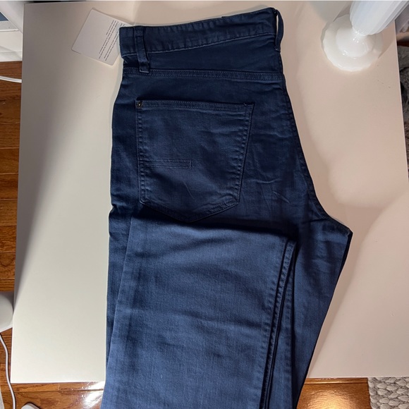 Men’s Calvin Klein Pants - Picture 2 of 3